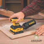 Lijadora de palma de 1/4″ de hoja DEWALT 230 watts, modelo DWE6411-B3